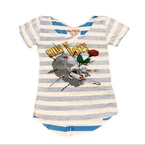 Rare! 🔥Guns n Roses striped shirt